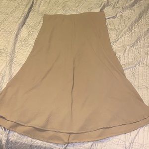 NWT Zenobia Taupe skirt in 2x